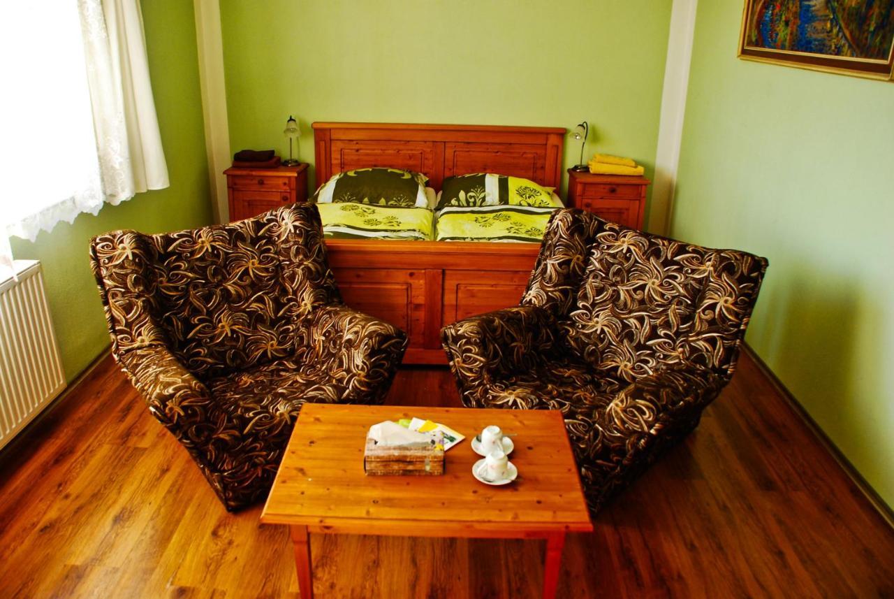Hostinec A Penzion U Rezku Jistebnice Extérieur photo